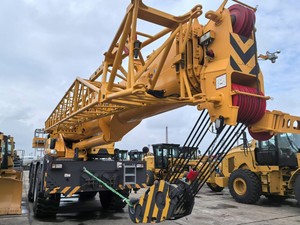 50 Ton Rough Terrain <strong>Crane</strong> XCR55L4 <strong>Heavy</strong> Hydraulic Lifting <strong>Cranes</strong> - Product Image 4