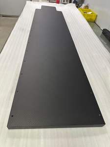 Op maat gemaakte koolstofvezel medische carbonplaat - Lichtgewicht, zeer sterke, biocompatibele orthopedische implantaat voor fractuurfixatie - Product Image 6