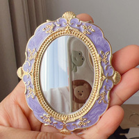 Miroir de maquillage portable de style européen rétro, doré et gaufré, décoration ethnique pour la maison, miroir atmosphérique de style palais