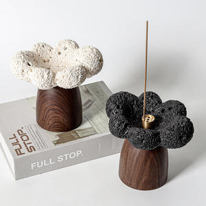 Porte-encens et support en forme de fleur en bois et céramique de style minimaliste moderne haut de gamme pour la décoration de la chambre à coucher, de la salle de bain et de la maison - Product Image 1