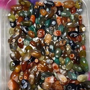 Vente en gros de pierres de palmier Gobi Dzi en agate œil du ciel du Tibet, naturelles, de haute qualité, couleurs mélangées, polies, brutes, pour la lithothérapie - Product Image 2