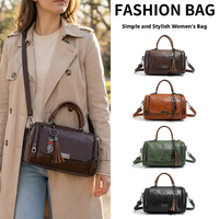 Tas Boston Retro dengan Pegangan Atas untuk Wanita, Tas Selempang Kulit Elegan, Dekorasi Rumbai Kucing Lucu, Tas Tangan Kasual untuk Perjalanan