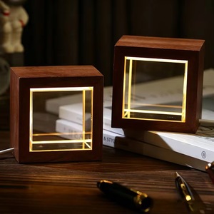 Yeni Gelen Şeffaf Sert K9 Kristal Bloklar 4cm 5cm 6cm Küp Bloklar Lazerle İşlenmiş Ahşap LED Çerçeveli Gece Lambası Hediye Kutusu - Product Image 5
