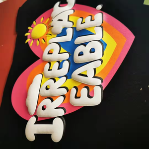 Tùy Chỉnh Kích Thước 3D Bọt Vinyl Thêu Có Thể Giặt Vật Nuôi Chất Liệu Rắn Phun Truyền Nhiệt Ánh Sáng Lưu Trữ 3D Tạo Bọt Chữ Phim - Product Image 1