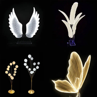 Ailes de papillon lumineuses pour mariage, décoration de scène, lumières suspendues au plafond, accessoires de mise en scène de mariage, lampes