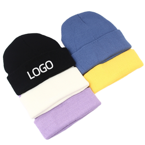Unisex Solid Color Beanie Hat With Contrast Cuff Knitted Winter Cap For Adults Casual Wear 56-58CM - Product Image 1