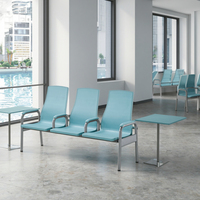 Chaises empilables modernes à 3 places avec structure en acier pour hôpitaux et écoles – Écologiques et économiques – Pack commercial