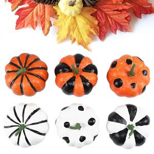 6 pièces de décorations artificielles de table, style ferme, en forme de citrouille, accessoires de photographie pour Halloween, automne, Noël, en mousse végétale - Product Image 2
