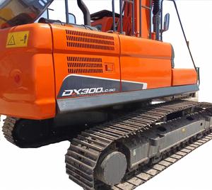 รถขุด DOOSAN DX300 มือสองคุณภาพเยี่ยม รุ่นปี 2023 น้ำหนัก 30 ตัน กำลัง 159 กิโลวัตต์ ประสิทธิภาพดี ราคาถูก ระบบไฮดรอลิกสำหรับงานก่อสร้าง - Product Image 1