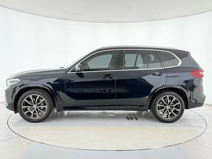 BMW X5 XDrive30i R 2019-2020, Caja de Cambios Automática, Asientos de Cuero, Neumáticos, Portaequipajes de Aluminio, Tracción en las Cuatro Ruedas, Usado en China - Product Image 4