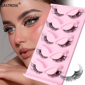 Nouveau Design <span class=keywords><strong>Foxy</strong></span> Winged Cat Eye Lashes Clear Band Full Strip Faux Mink Fluffy Eyelashes avec Diamond - Product Image 4