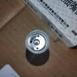 Nosel Injektor Bahan Bakar Mesin Common Rail Sinotruck HOWO Baru VG1095088006 - Product Image 5