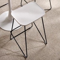 Tabouret de bar commercial moderne et robuste en fer forgé pour la maison, le salon, les salons de thé et l'utilisation à la caisse.