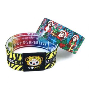 Bracelet en tissu élastique personnalisé avec étiquette tissée et design par sublimation, en polyester élastique, pour événements publicitaires - Product Image 3