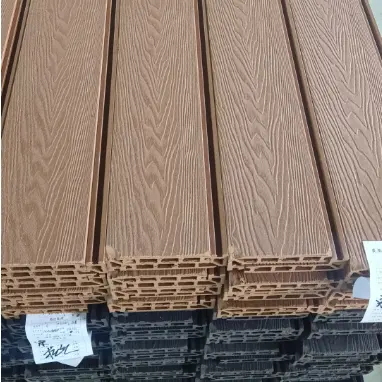 China Fabricage 140X25Mm Outdoor Wpc Decking