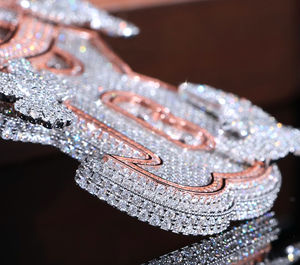 9k-24k गोल्ड हिप हॉप बेंचर श्रृंखला cvd प्रयोगशाला विकसित "बी" पेंडेंट हार 30% जमा - Product Image 4