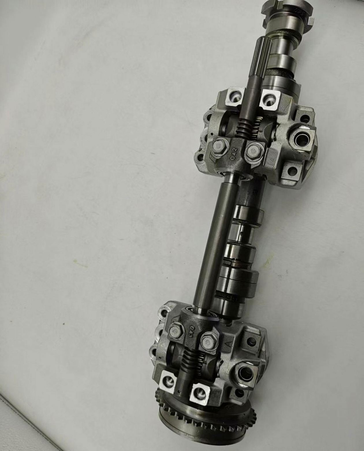 High Performance Auto Engine Parts New Camshaft 240002M802 24000-2M802 for Hyundai KIA Auto Parts Image 4