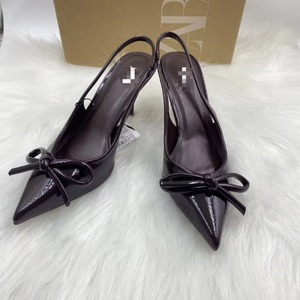 Sandalias de tacón alto para mujer, estilo personalizado, tacón fino, venta al por mayor, punta puntiaguda, negras, con tira trasera, sandalias de verano en stock - Product Image 4