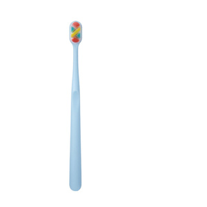 Spazzolini da denti Extra morbidi con setole affusolate progettate dal parodontologo per denti sensibili e gengive che si allontanano - Product Image 5