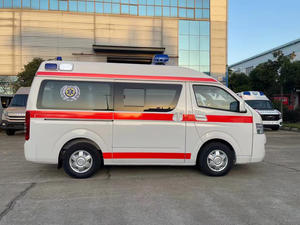 Nouvelle ambulance de haute qualité pour la surveillance des transports hospitaliers Transmission manuelle disponible dans les types de carburant diesel ou essence - Product Image 4