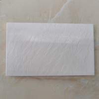 Design moderne à la mode SMC (matériau de surface solide) Plateau de douche Forma Bon prix Pierre artificielle en fibre de verre pour une utilisation en hôtel