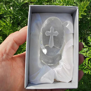 2026 Barato Lujoso Crucifijo de Cristal Católico de Pie para <span class=keywords><strong>Bautizo</strong></span>, Baby Shower, Recuerdos de Boda, Regalos Religiosos Grabados - Product Image 2