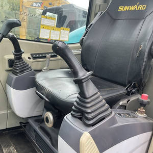 Mini-excavatrice d'occasion Sunward Swe70E, 7 tonnes, chenillée, fabriquée en Chine, avec moteur et composants PLC, poids opérationnel de 5 tonnes - Product Image 6
