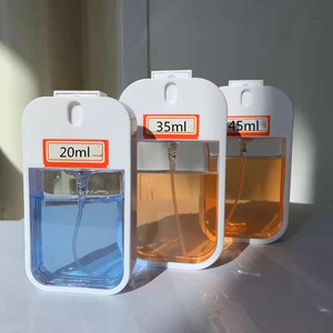 Venta al por mayor <span class=keywords><strong>de</strong></span> tarjetas <span class=keywords><strong>de</strong></span> perfume recargables con forma <span class=keywords><strong>de</strong></span> teléfono <span class=keywords><strong>de</strong></span> PETG <span class=keywords><strong>de</strong></span> 20ml, 30ml, 38ml, 45ml, 50ml para botella pulverizadora <span class=keywords><strong>de</strong></span> desinfectante <span class=keywords><strong>de</strong></span> manos - Product Image 1