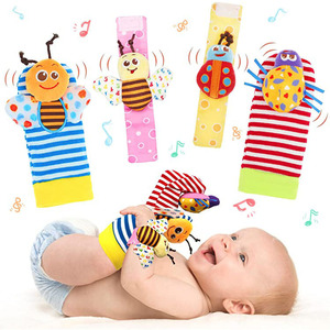 Juguetes de Alto Contraste para Bebés, Juego de <span class=keywords><strong>Calcetines</strong></span> y Pulseras con <span class=keywords><strong>Sonajero</strong></span>, Regalos Ideales de Juguetes Sensoriales para Recién Nacidos - Product Image 3