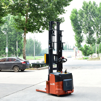 Chariot élévateur électrique à batterie pour entrepôt