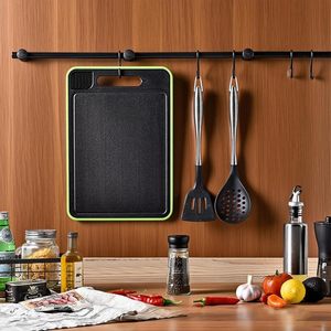 Planches à découper antidérapantes vertes, râpe à ail et plateau de décongélation 4-en-1 pour viande congelée avec planche à découper - Product Image 5