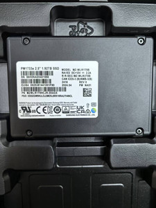 Disque SSD NVMe U.2 de 2,5 pouces 960 Go 1,92 To 3,84 To pour serveur - Product Image 2