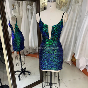 2025 luccicante verde scuro <span class=keywords><strong>con</strong></span> <span class=keywords><strong>spalline</strong></span> sottili Mini abito da festa <span class=keywords><strong>con</strong></span> paillettes abiti eleganti per feste da donna - Product Image 2