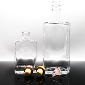 Gran oferta, la <span class=keywords><strong>mejor</strong></span> montaña inferior personalizada, 375ml, 500ml, 700ml, 750ml, botella de cristal cuadrada para licores, whisky, Gin, ron, Vodka, corcho, <span class=keywords><strong>Tequila</strong></span> - Product Image 1