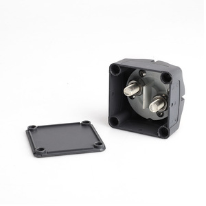 Interruptor Aislador de Batería CNSPEED 12-60V 100A-300A, Desconexión Rotatoria para Autos, Caravanas, Barcos, Yates - Product Image 5