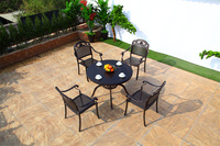 Mobilier de jardin d'extérieur Ensemble table et chaises en aluminium Table basse ronde de luxe en métal pour extérieur de restaurant avec 4 chaises