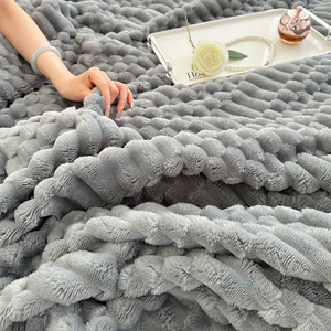 Factory Wholesale <b>Super</b> <b>Soft</b> Polyester Flannel <b>Blanket</b> All-Season Thick Woven Throw Customizable Modern 220-350gsm Home Bedding - Product Image 2