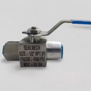 Válvula de Bola Industrial de Acero al Carbono, Rosca Hembra NPT de 1/2 Pulgada, 650 PSI, Válvula de Accionamiento por Palanca - Product Image 1