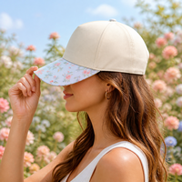 Gorra de Béisbol Snapback Personalizada con Estampado Floral, Visera Plana, Color Azul Claro Crema, Ajustable, Unisex, Estilo Urbano de Verano