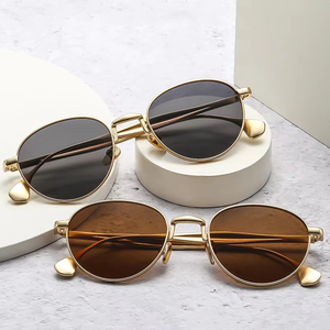 Lunettes de soleil rondes en métal avec logo personnalisé, style vintage 2026, pour hommes et femmes, punk, verres dégradés UV400 - Product Image 5