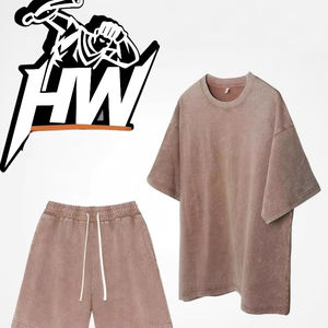 ชุดเซ็ตเสื้อผ้าลำลองฤดูร้อนสองชิ้นสำหรับผู้ชาย ผ้าโพลีเอสเตอร์/คอตตอนถัก แห้งเร็ว เสื้อยืดและกางเกงขาสั้น ดีไซน์แบบยูนิเซ็กซ์สั่งทำได้ - Product Image 1