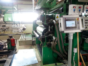 Ligne de produit de panneau composite en aluminium <span class=keywords><strong>FR</strong></span> B1 de haute classe en une étape dispositif de production nouvelle ligne de fabrication - Product Image 2