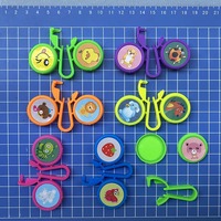 Fabricant chinois, vente en gros : Jouet lanceur de disque volant de dessin animé, lanceur de soucoupe volante à motif animal à pression manuelle, jouets mécaniques en plastique
