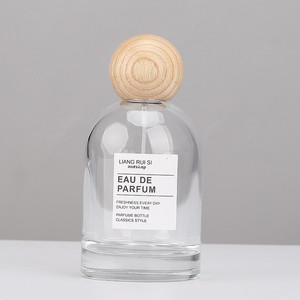 Botella de Perfume de 100 ml de Vidrio con Atomizador y Tapa de Madera para Viajes, Almacenamiento de Fragancias - Product Image 4