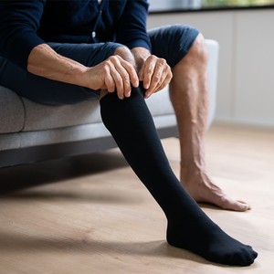Meias de Compressão Esportivas de Alta Qualidade até o Joelho, Meias de Compressão Graduada de Bambu Personalizadas e Modernas - Product Image 6