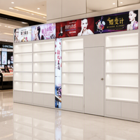 Vitrine murale moderne pour cosmétiques avec éclairage LED rétroéclairé, cadre d'affichage écologique de luxe pour produits de soin de la peau destiné au commerce de détail de la beauté