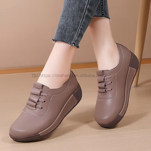 Spring Autumn New Thick-Soled <b>Shoes</b> Platform Sports Leisure <b>Soft</b>-Soled Korean Style Slip-on Versatile Mom <b>Shoes</b> - Product Image 3
