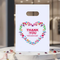Sac cadeau en plastique imprimé intégral tendance pour garçons et filles, idéal pour les fournitures de fête d'anniversaire, les bonbons, les décorations et les courses
