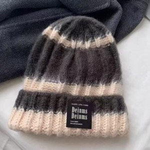 Deinms Deinms Bonnet en tricot épais pour femme, rayé rose et crème, chaud et coupe-vent, pour l'automne et l'hiver, tenue décontractée - Product Image 4