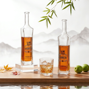 Bouteilles en verre extra clair pour <span class=keywords><strong>Tequila</strong></span>, Vodka, Gin, Rhum, Whisky – 500 ml, 750 ml – Idéales pour les distilleries d'alcool et de spiritueux à base d'<span class=keywords><strong>agave</strong></span> - Product Image 1